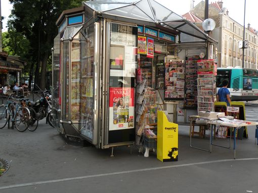  kiosque à journaux, septembre 2011